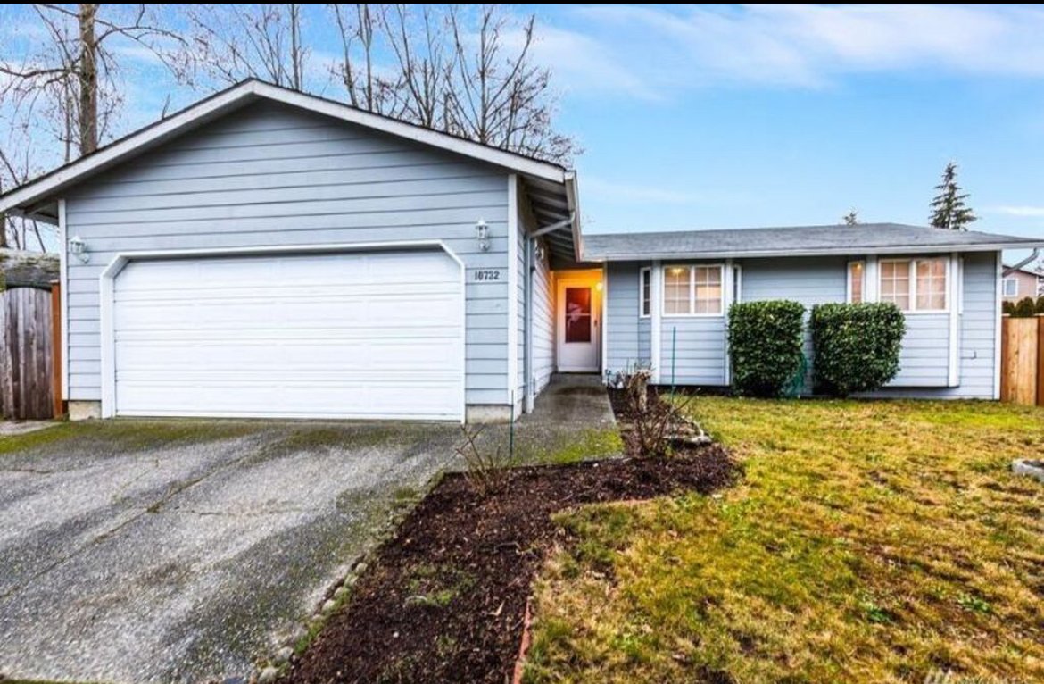 Everett House: 10732 20th Pl w