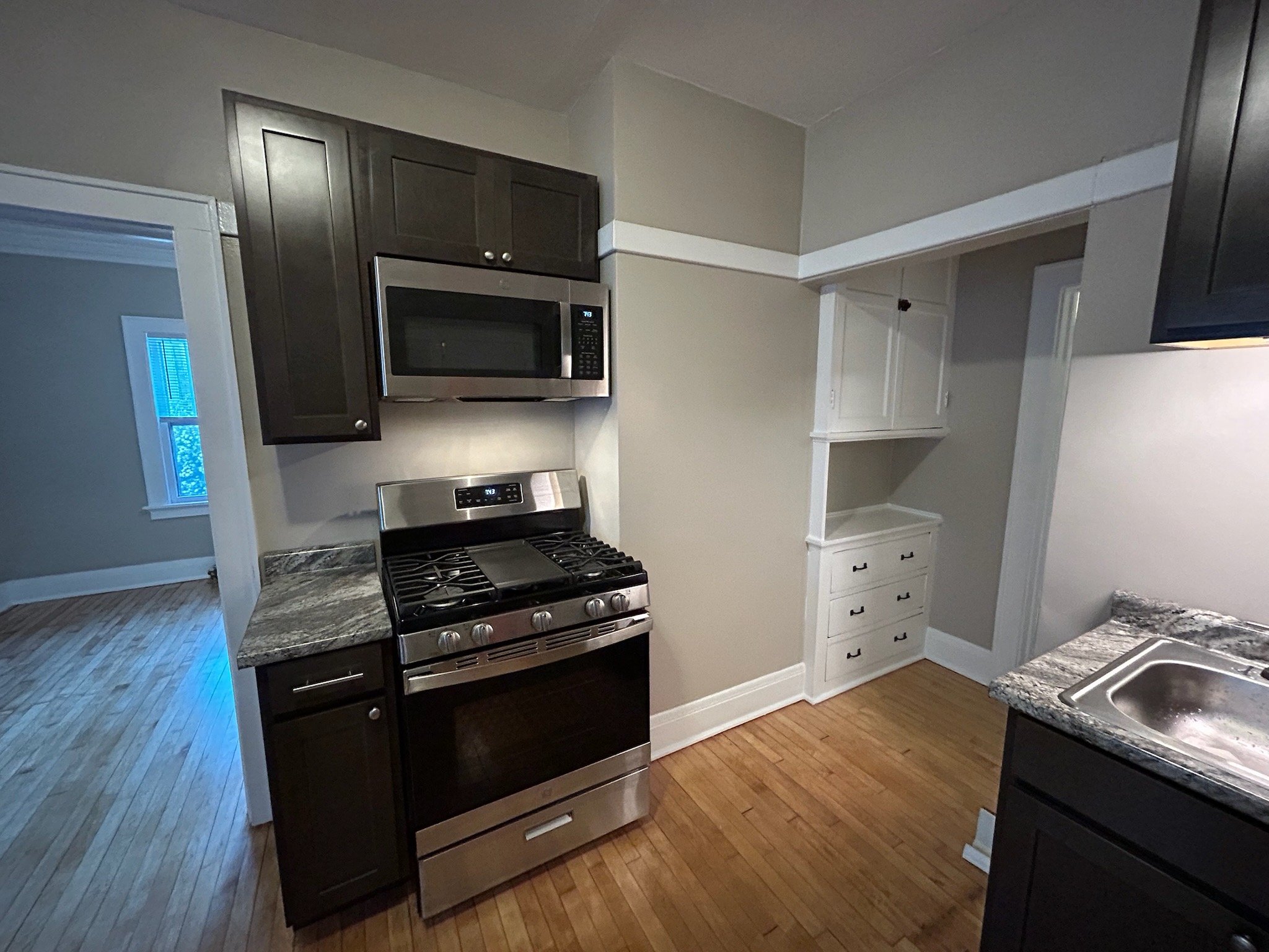 Milwaukee Multiplex: 1933 N Cambridge Ave