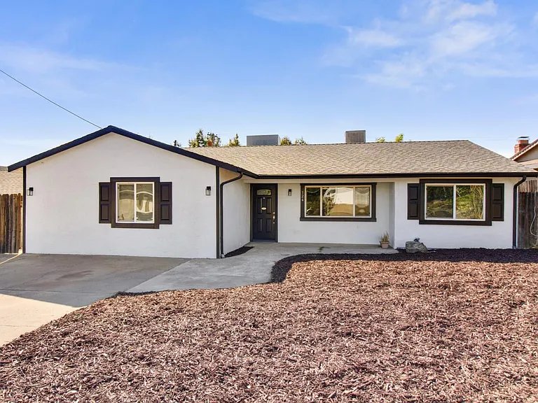 Folsom House: 124 Fargo Way