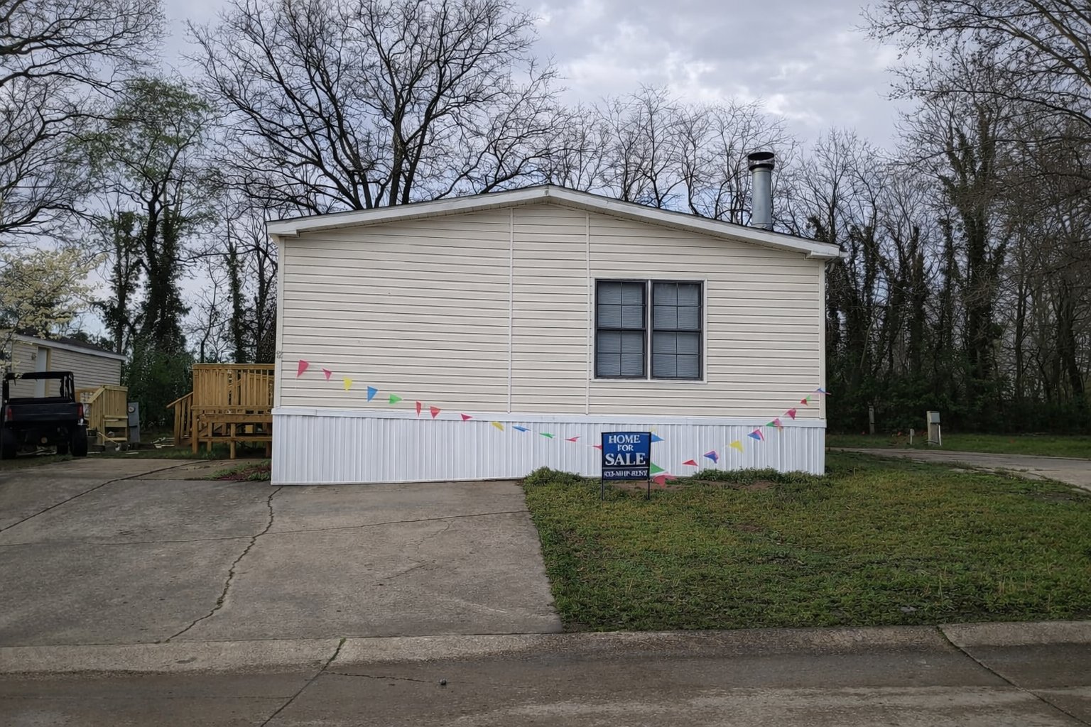 Centralia House: 12 Deerwood Park