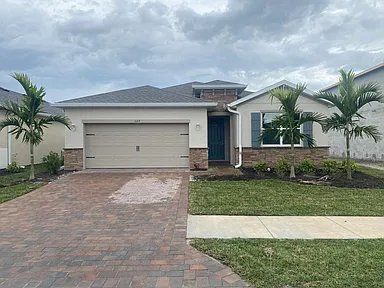 Cape Coral House: 324 Spring Hill Lake Loop
