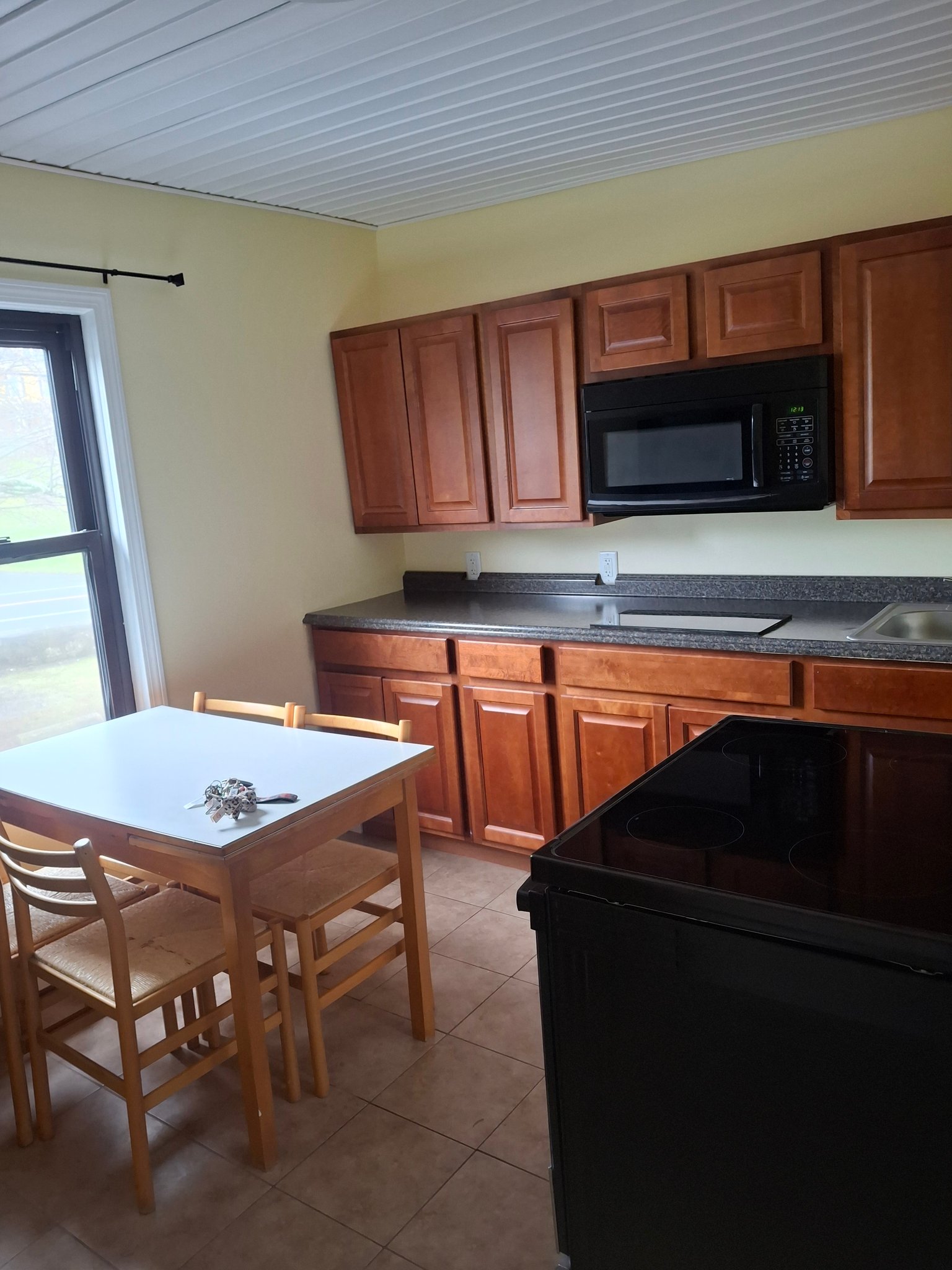 Tiverton Other: 1403 Main Rd