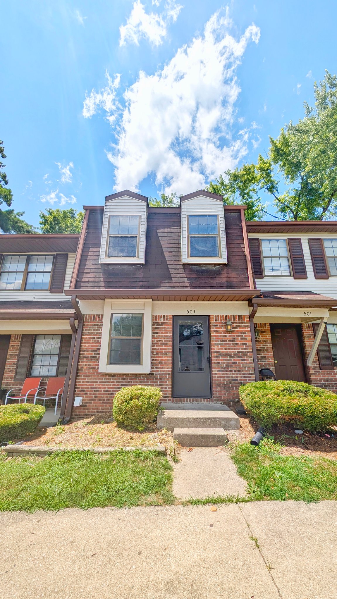 Bloomington Townhome: 503 E Graham Pl.