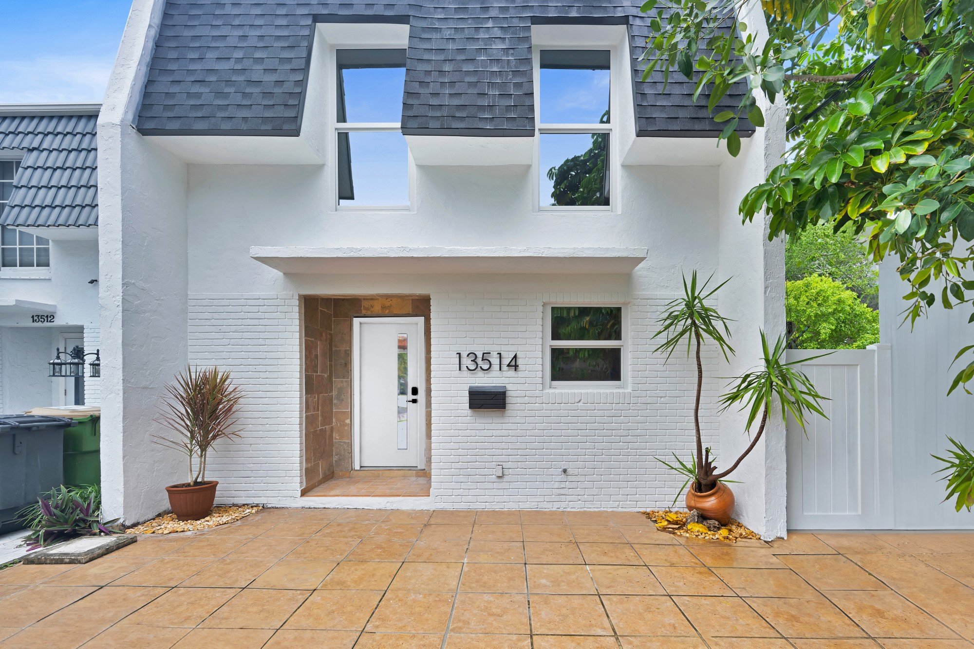 Miami Townhome: 13514 NE 23rd Pl