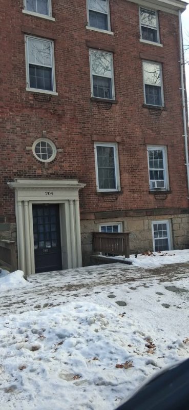 Goshen Apartment: 204 Main St # 4F