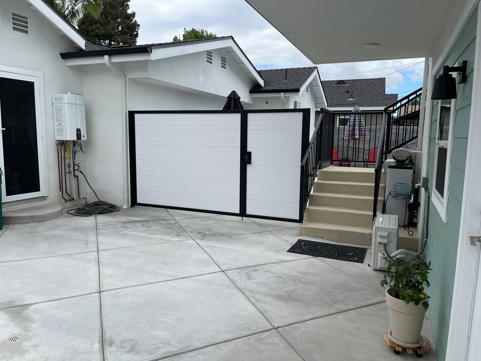 Long Beach Other: 5331 E Brittain St