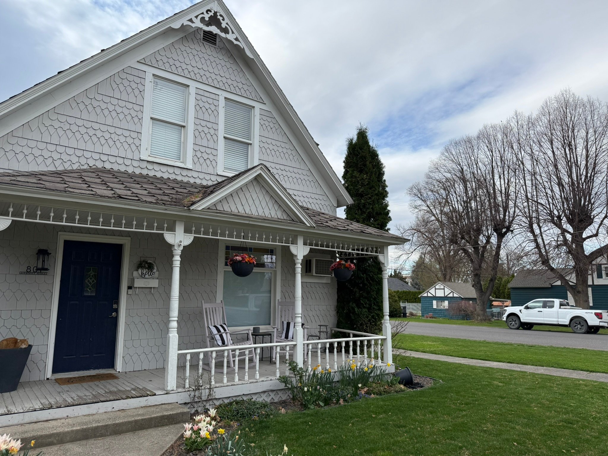 Prosser House: 801 Guernsey St