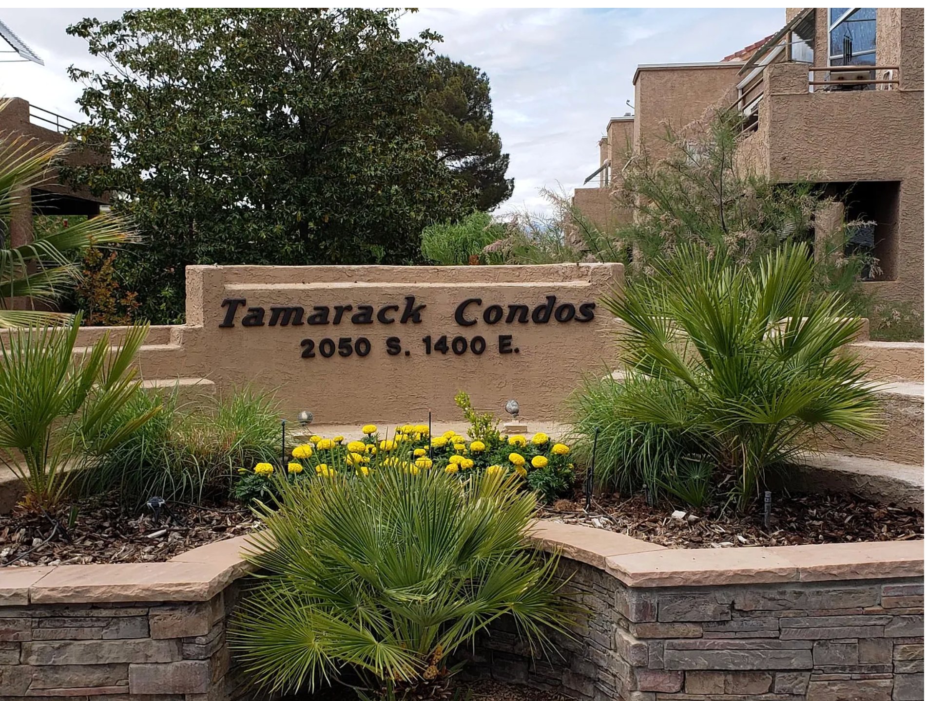 St George Apartment: 2050 S. 1400 E. St