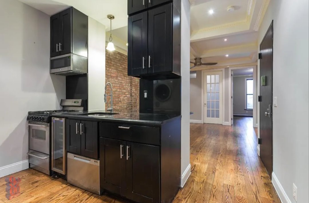 New York Apartment: W. 128th St, 7th Ave