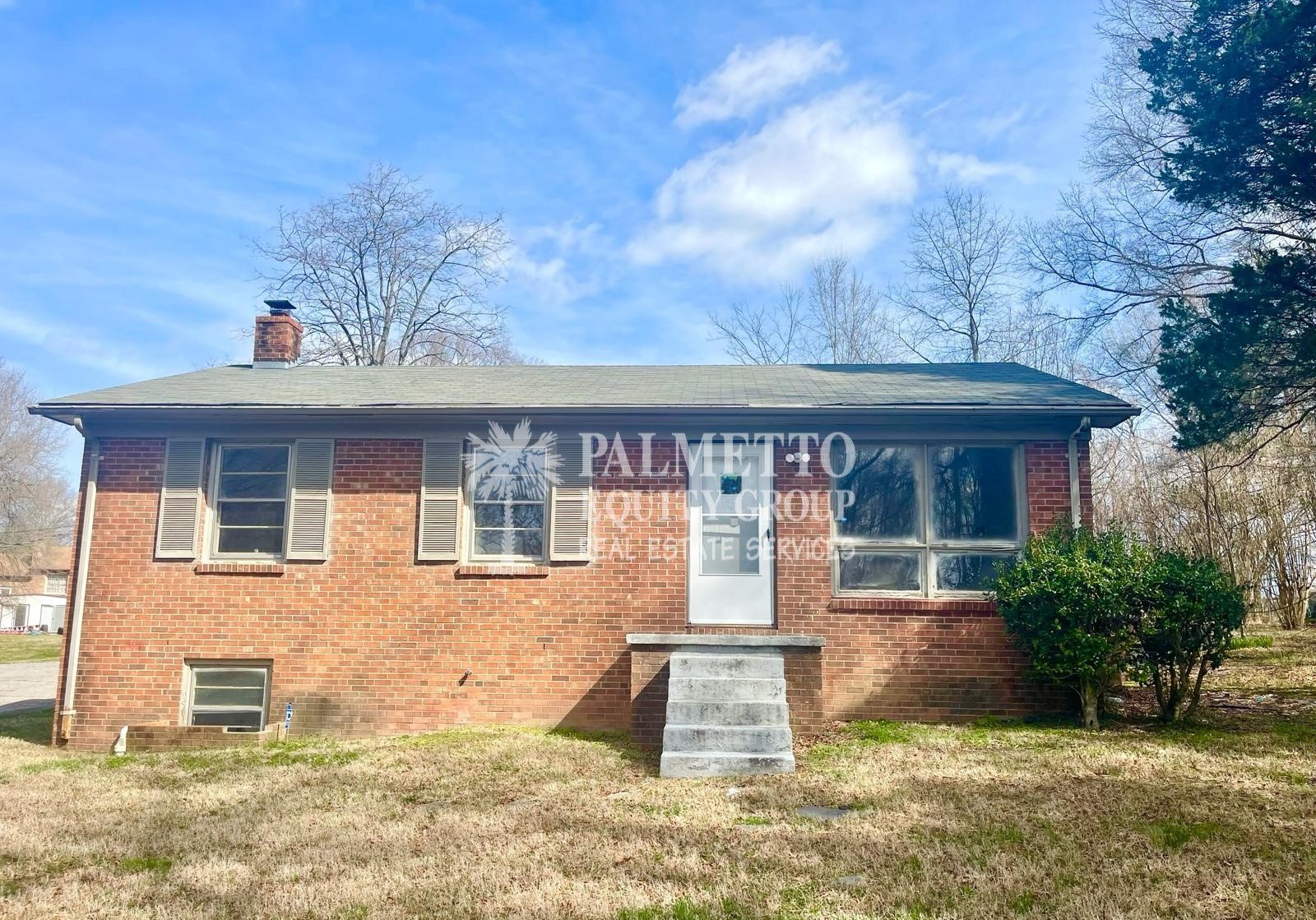 Greensboro House: 2219 East Gate City blvd