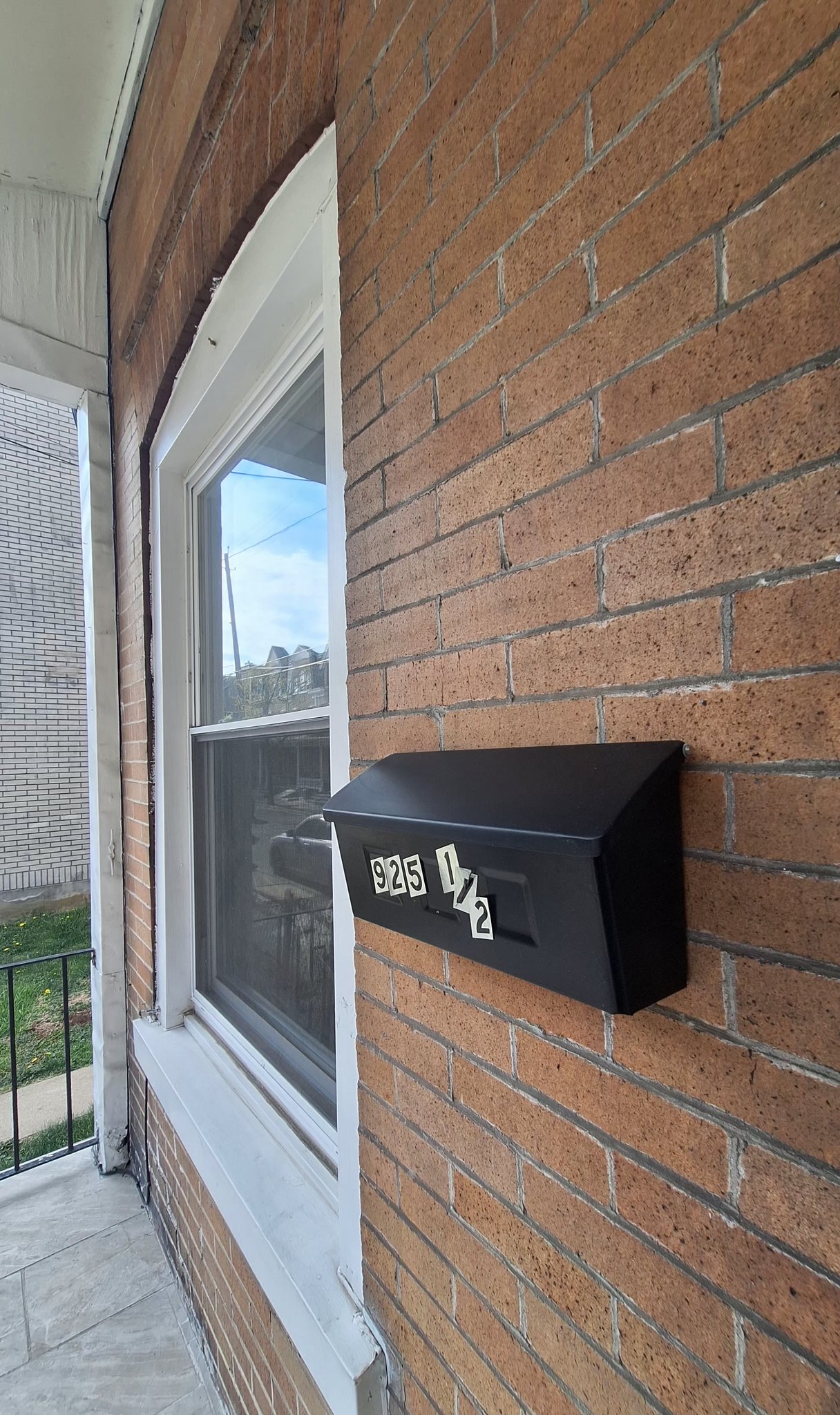 Allentown House: 925 1/2 W Liberty St