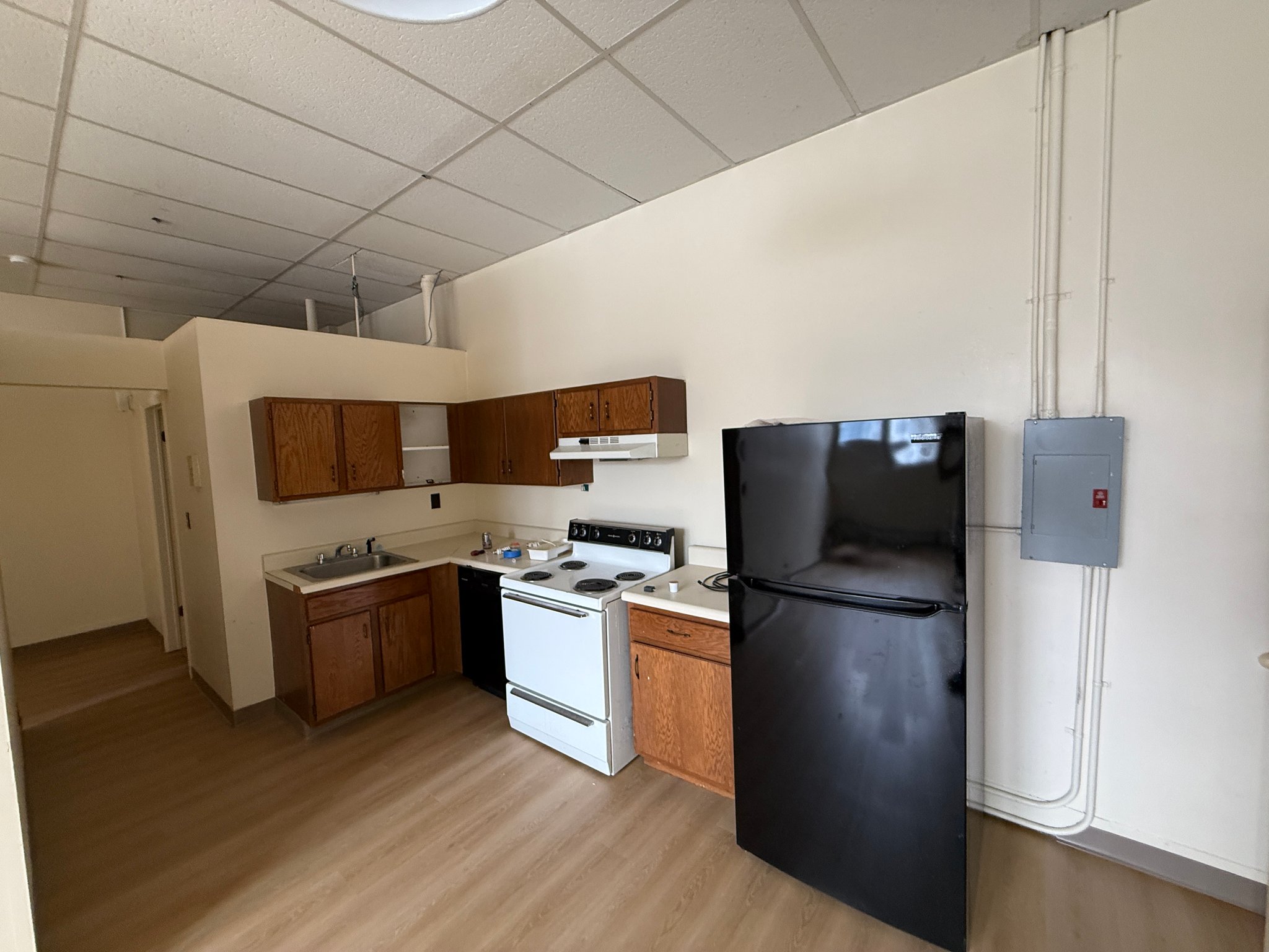 whitesboro Apartment: 181 main st