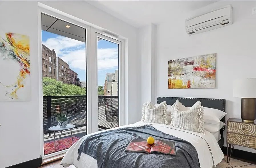 Kings County Apartment: 290 Union Ave