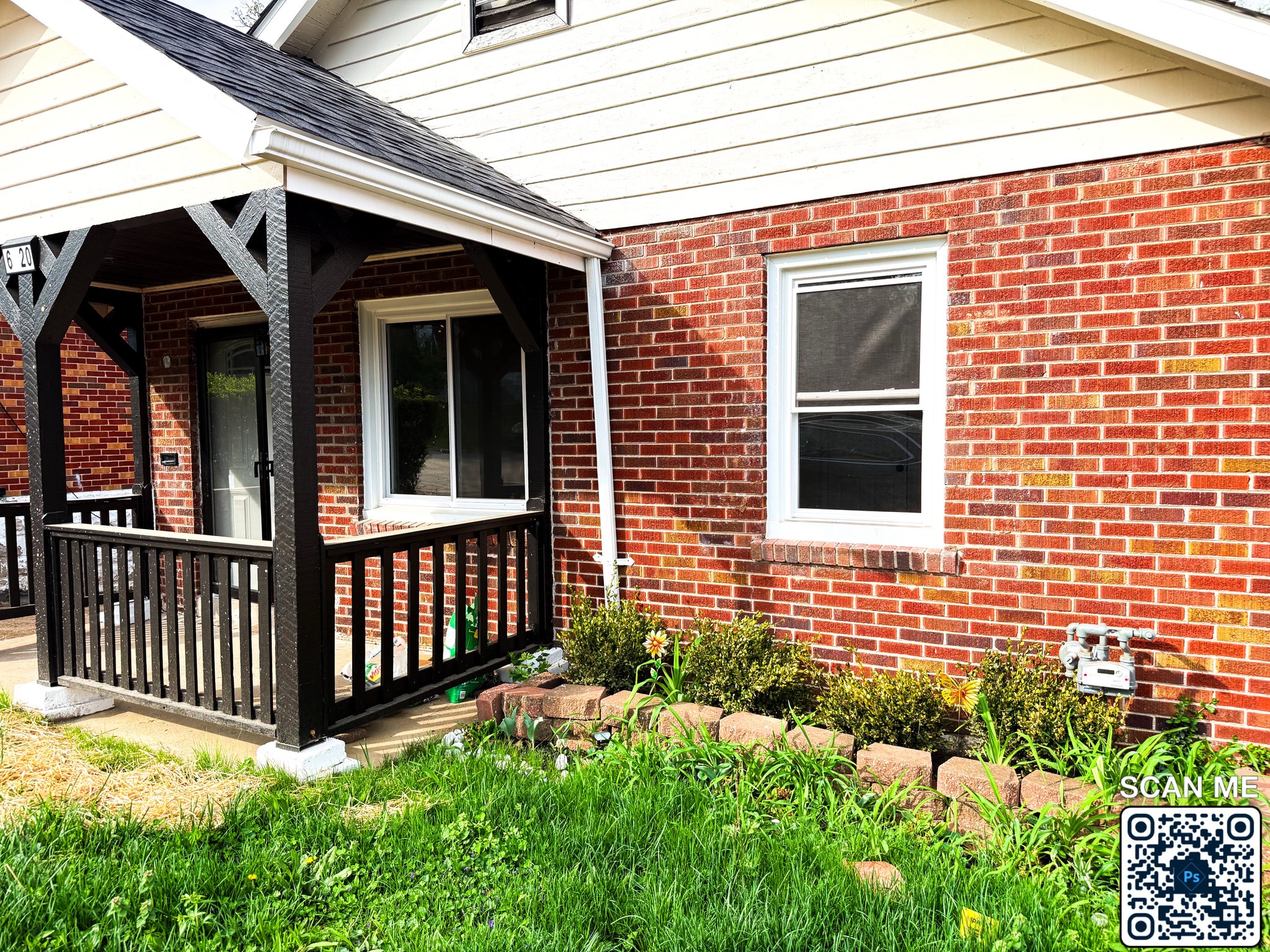 Saint Louis House: 6620 Barr St