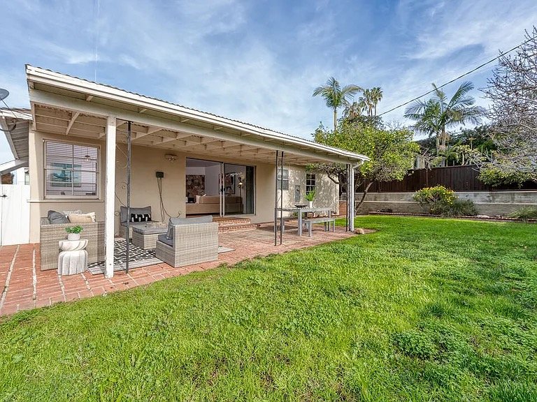 culver city House: 10746 Cranks Rd