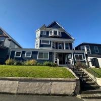 Everett Multiplex: 2922 Hoyt Ave