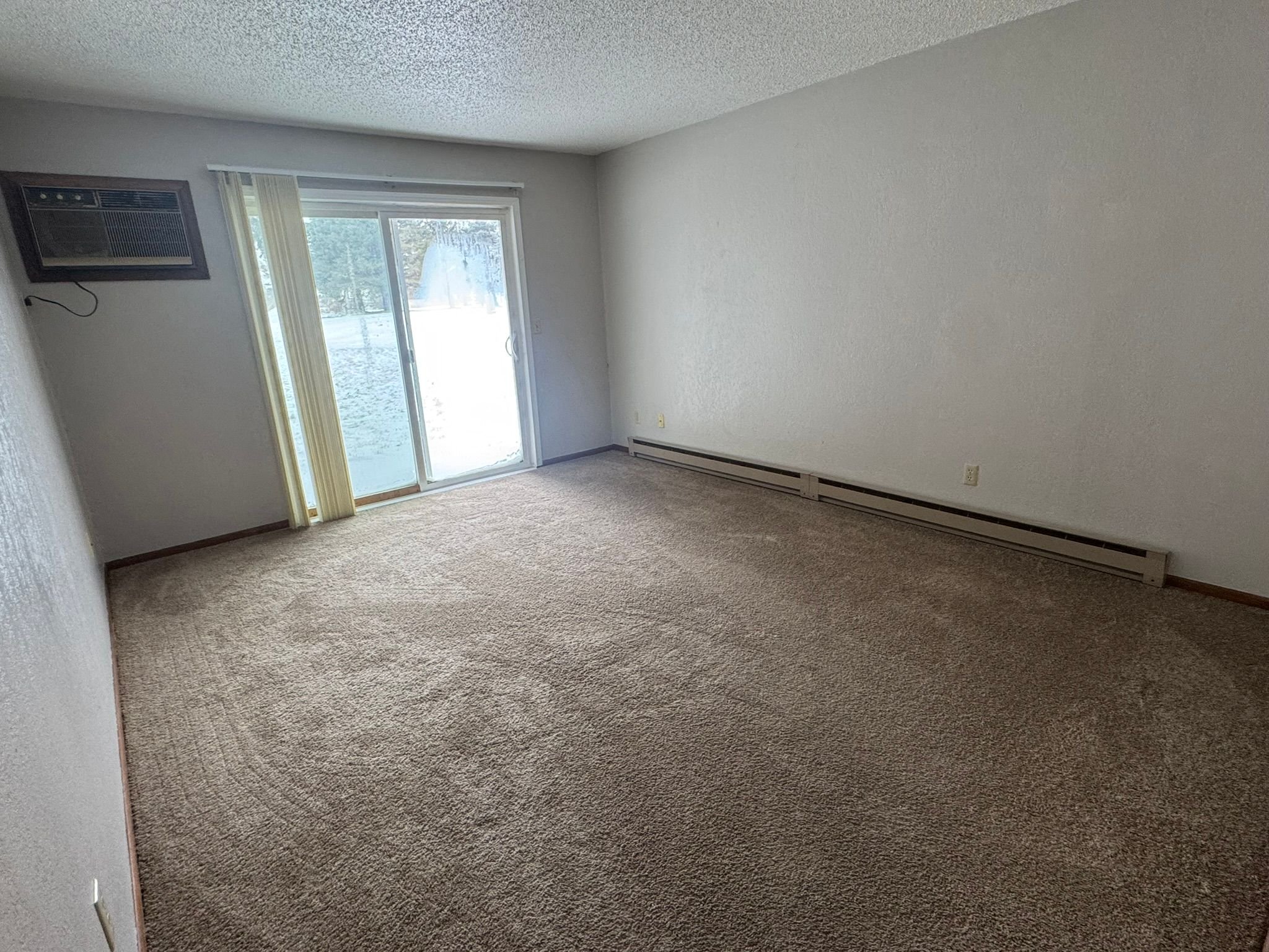 Madison Apartment: 213 9th Ave