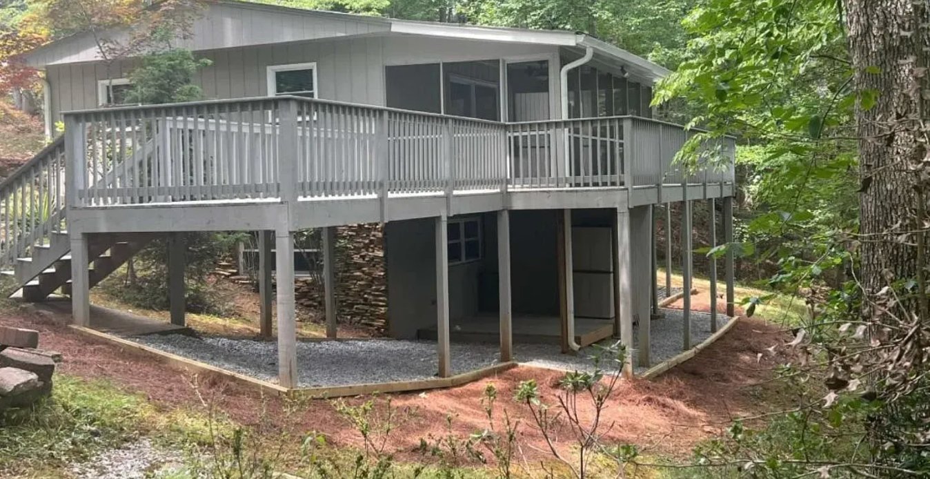 Gainesville House: 3473 McKenzie Dr