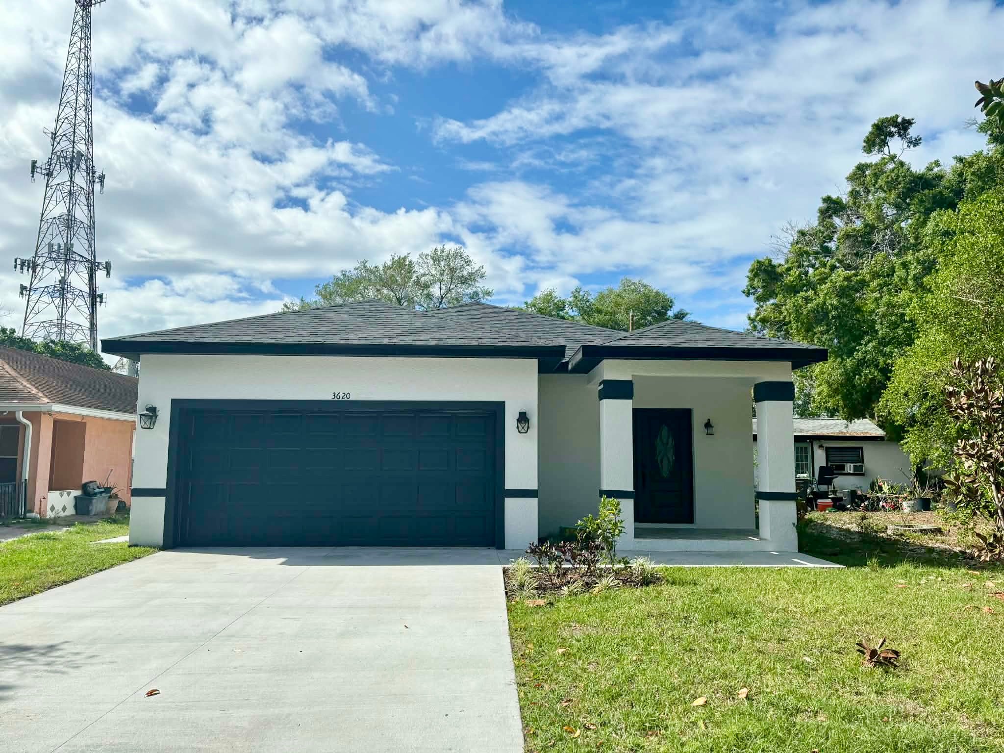 Saint Petersburg House: 3620 43rd Ave N