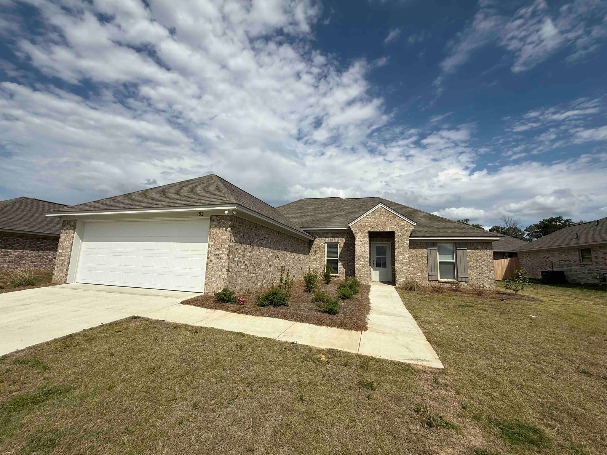 Canton House: 132 Madisonville Dr