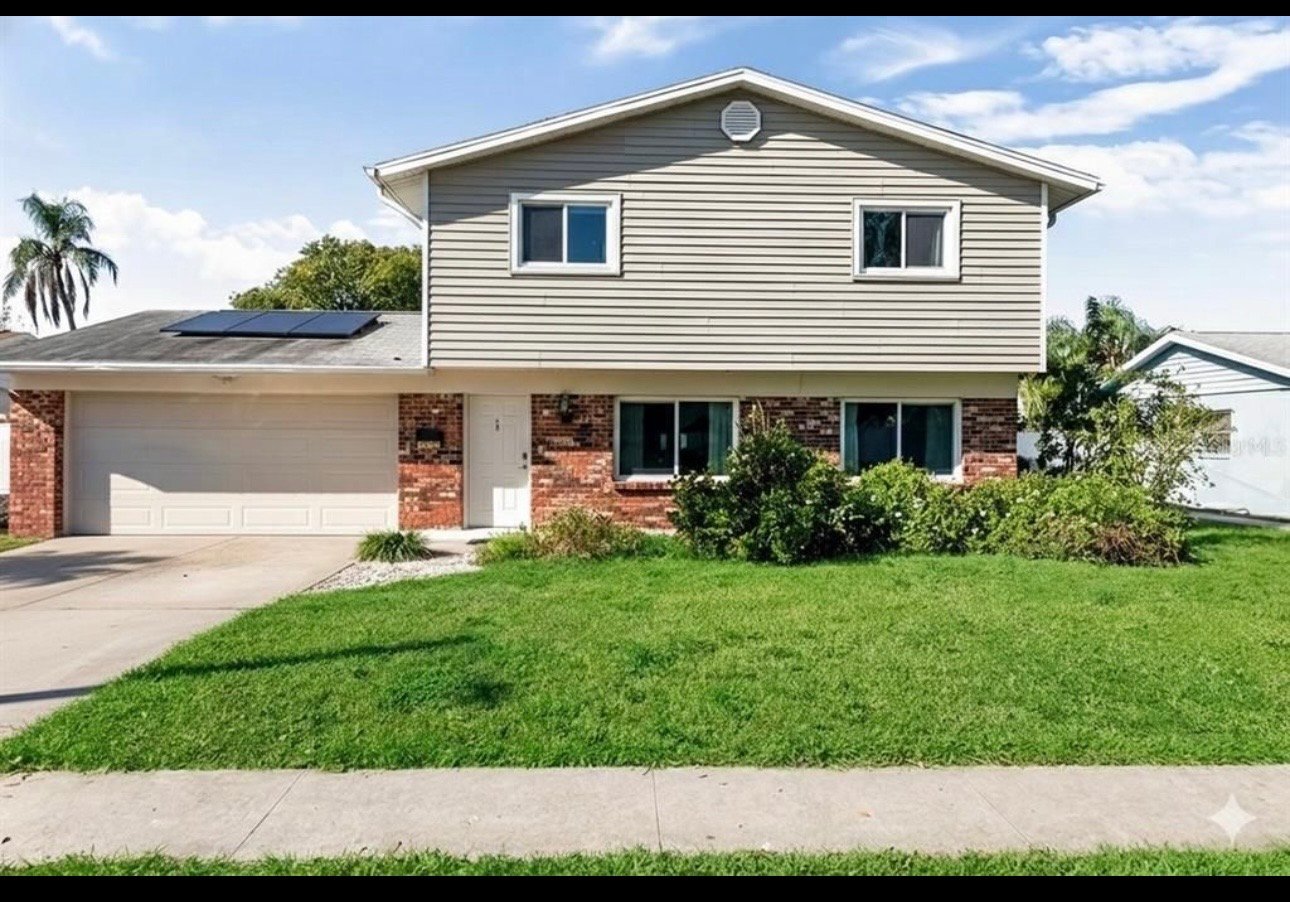 Tampa House: 4716 SoapStone Dr