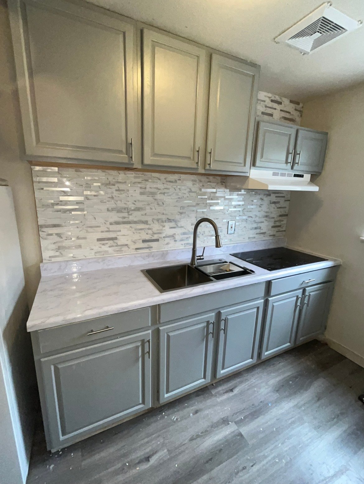 Tacoma House: 6011 E F St