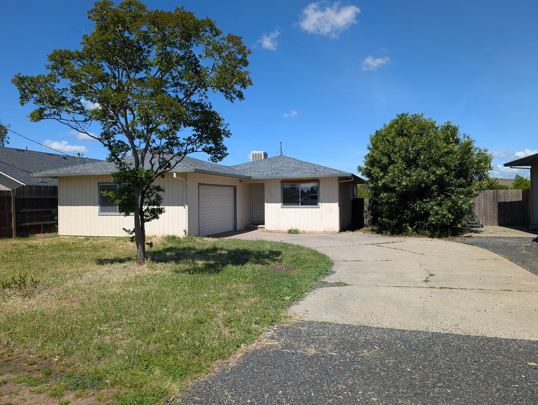 Oroville House: 2050 Tehema Ave