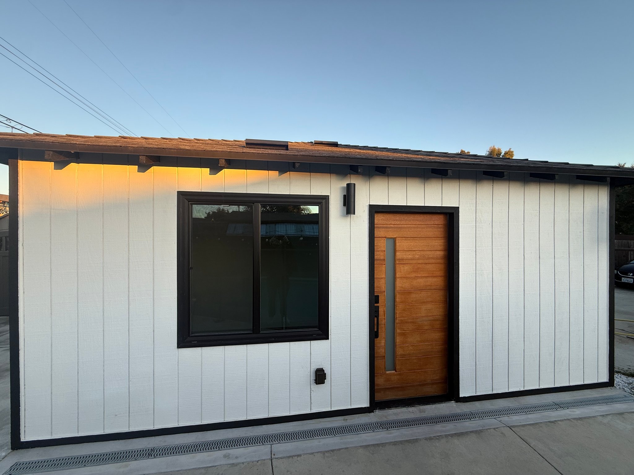 Ontario Other: 1012 w vesta