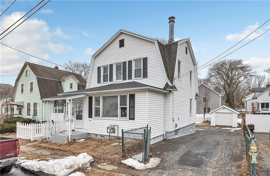 Milford House: 41 Spring St