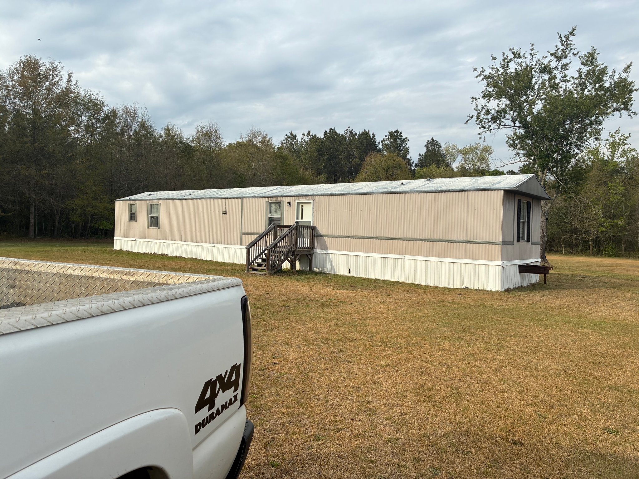 Sumter House: 4805 Old Stone Rd