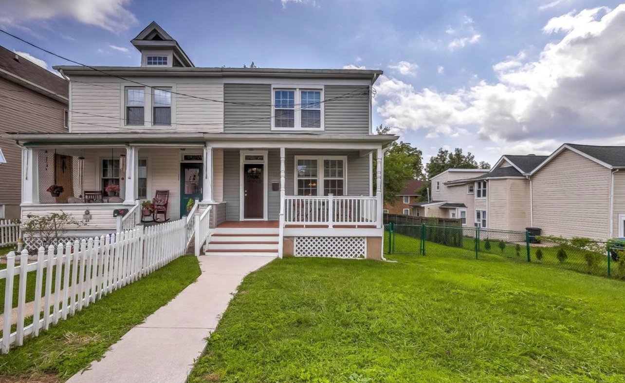 Towson Townhome: 430 E Pennsylvania Ave