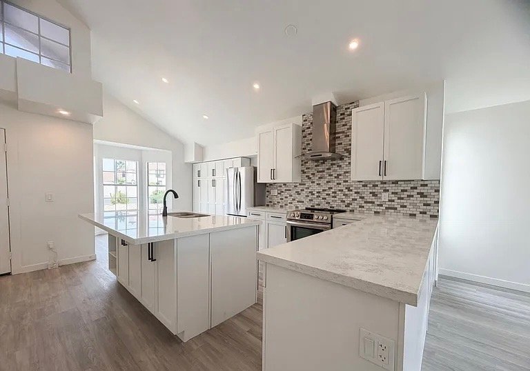 Mesa House: 5951 E Taunus Cir,