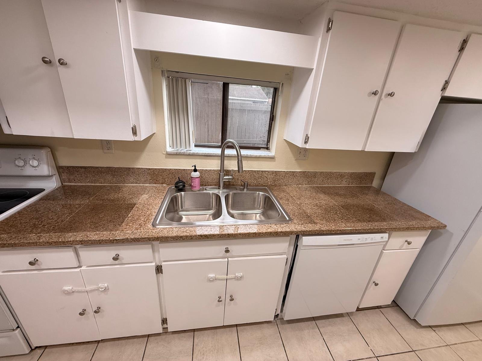 Temple Terrace Townhome: 8622 Cattail Drive