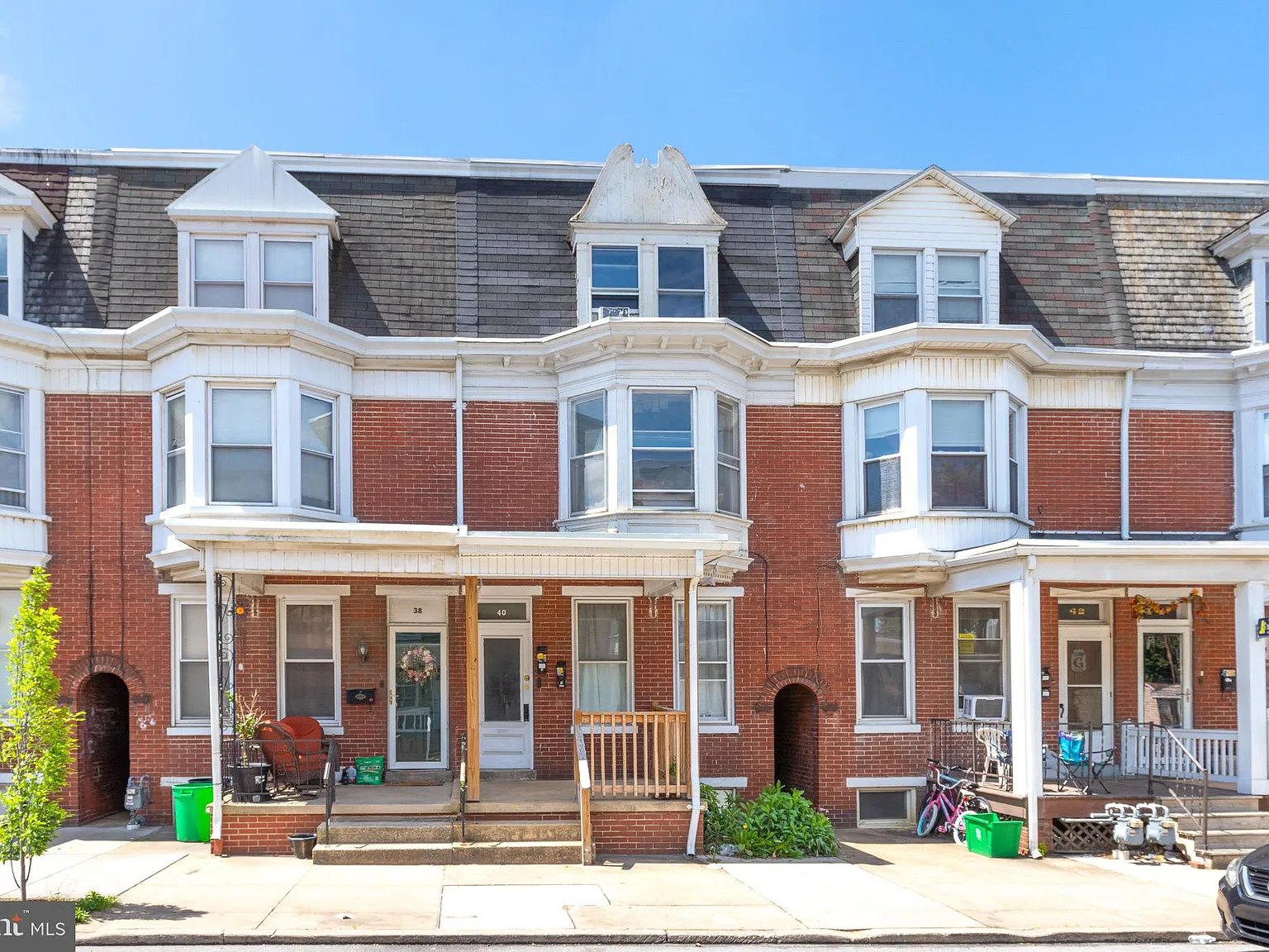 York Multiplex: 40 N Tremont St,