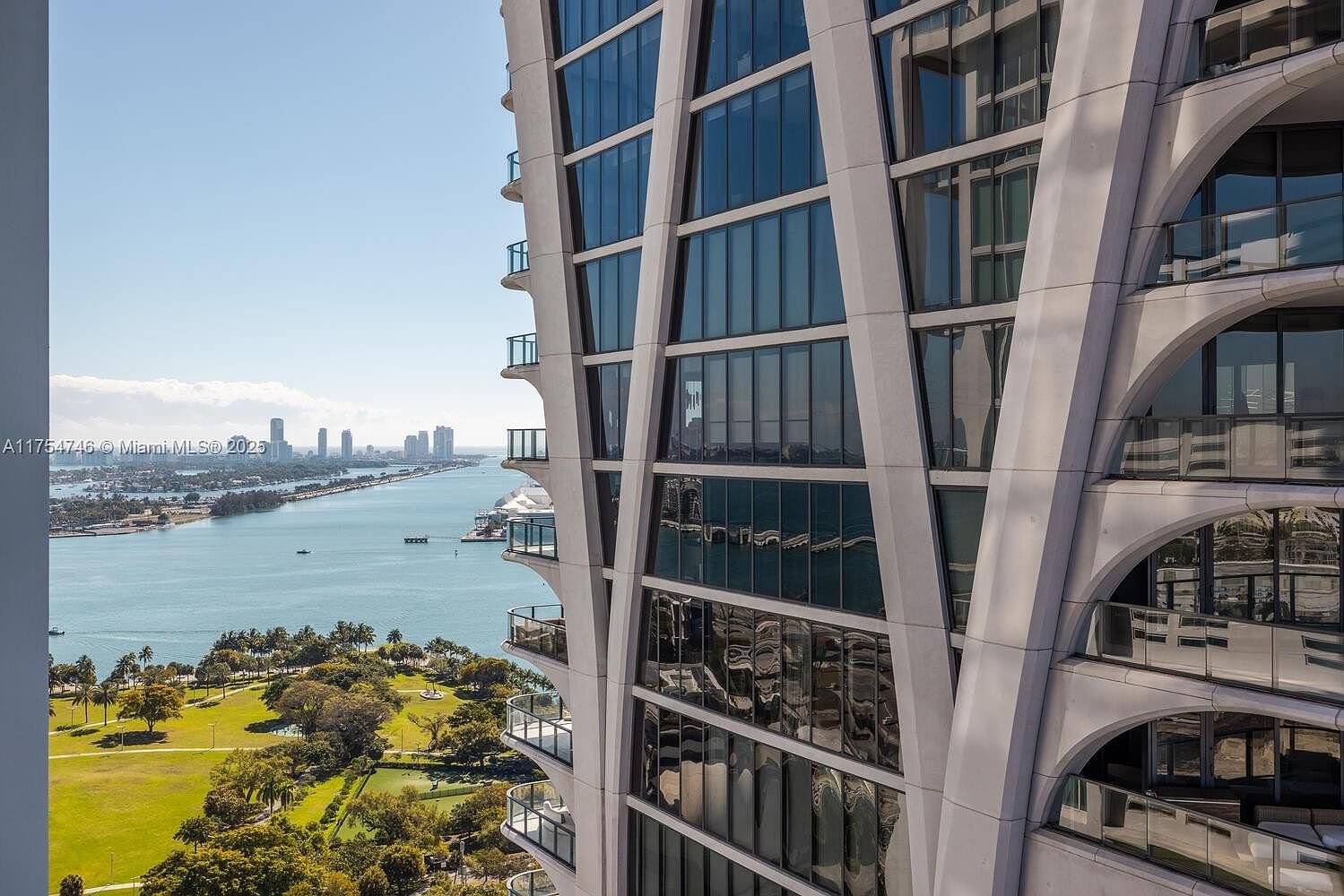 Miami Condo: 1040 Biscayne