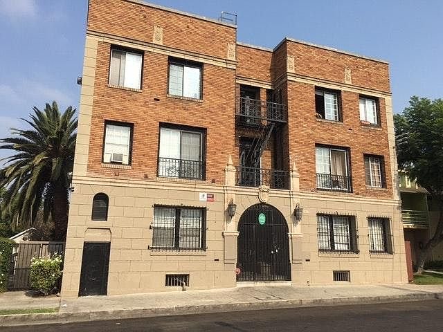 Los Angeles Apartment: 1411 Toberman Street, apt 208