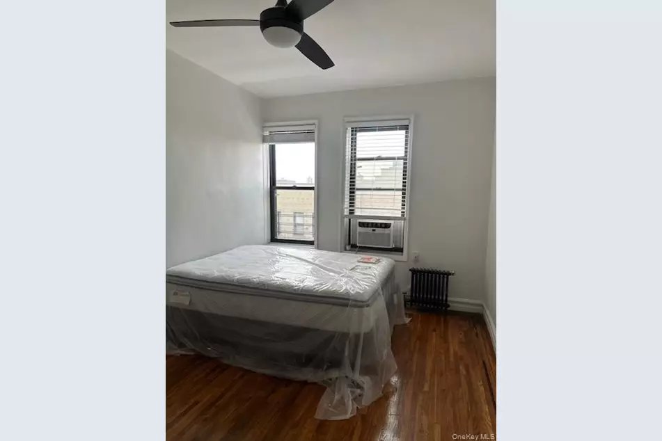 Bronx Condo: 754 Brady Avenue