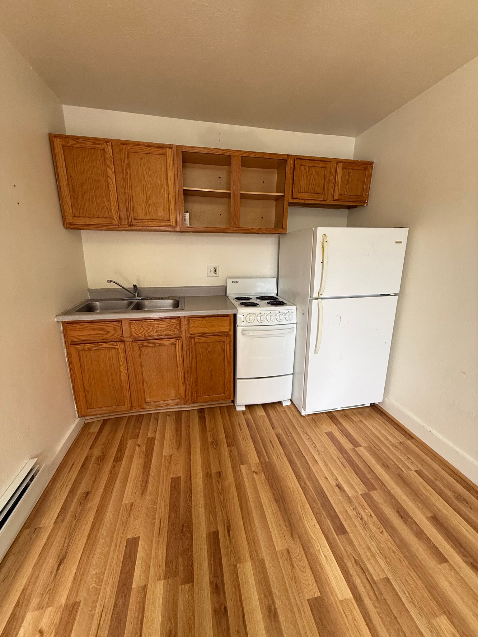 Livingston Apartment: 1 View Vista Drive