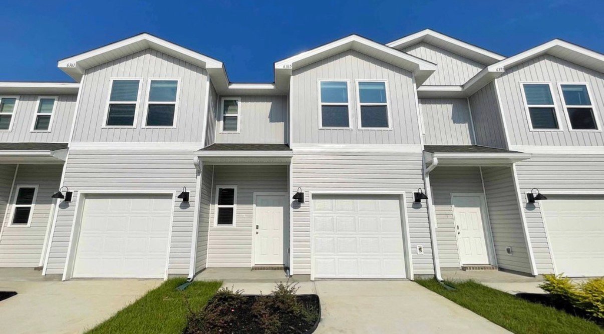 Pensacola Townhome: 1407 Maritime Dr