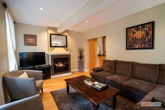 Chicago Multiplex: 403 W Eugenie