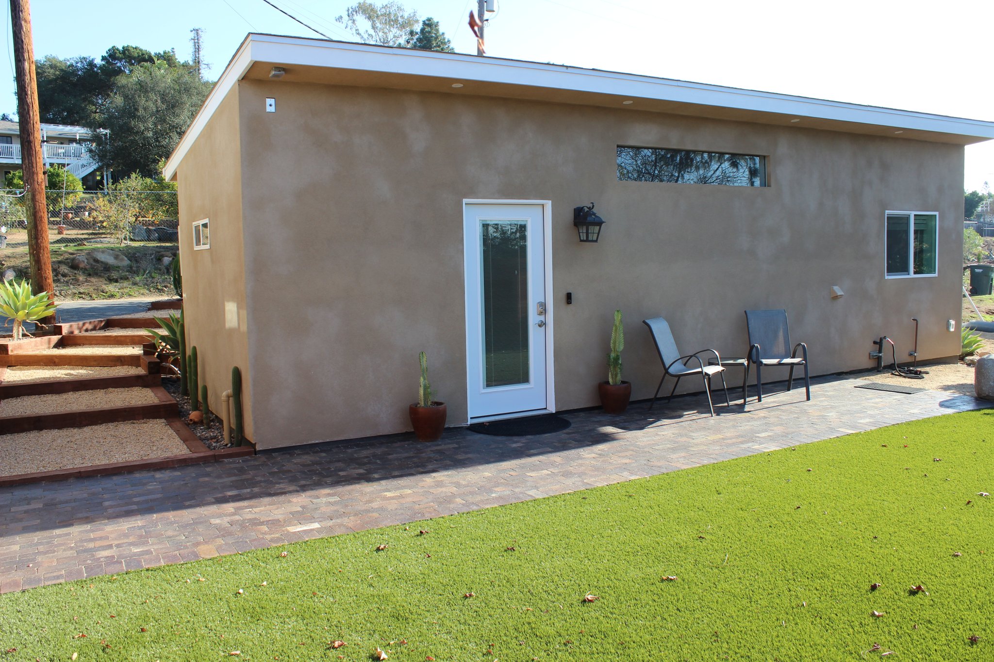 El Cajon House: 1637 Grove Rd