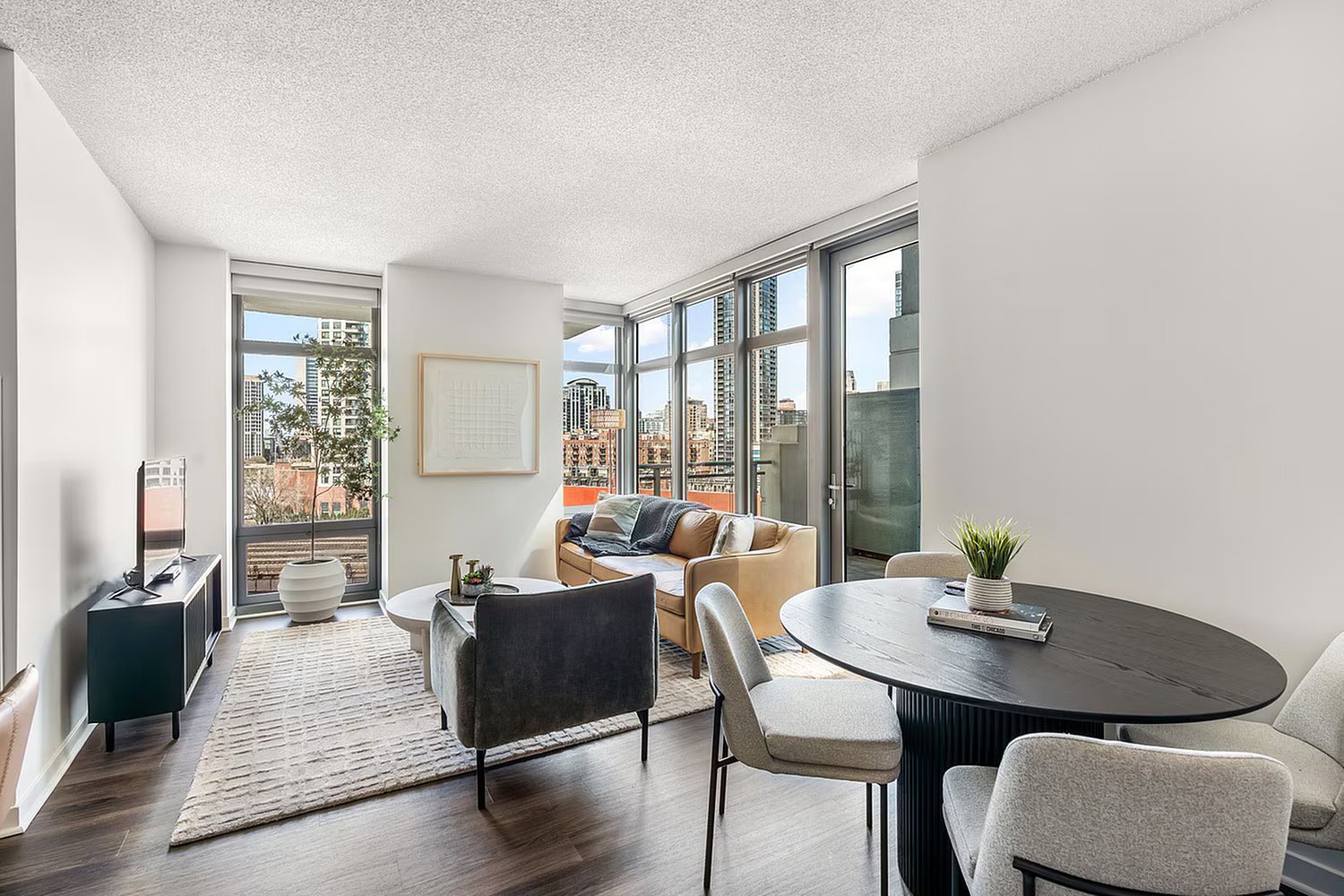Chicago Condo: 659 West Kinzie St