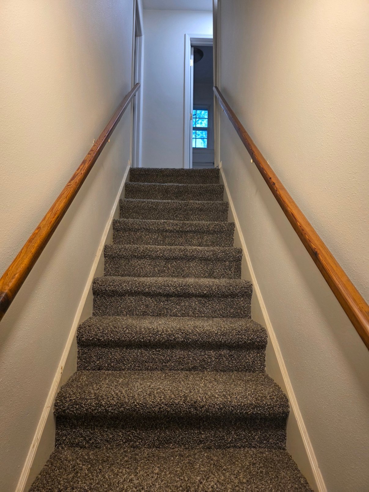 pittsburg House: 213 Carlton