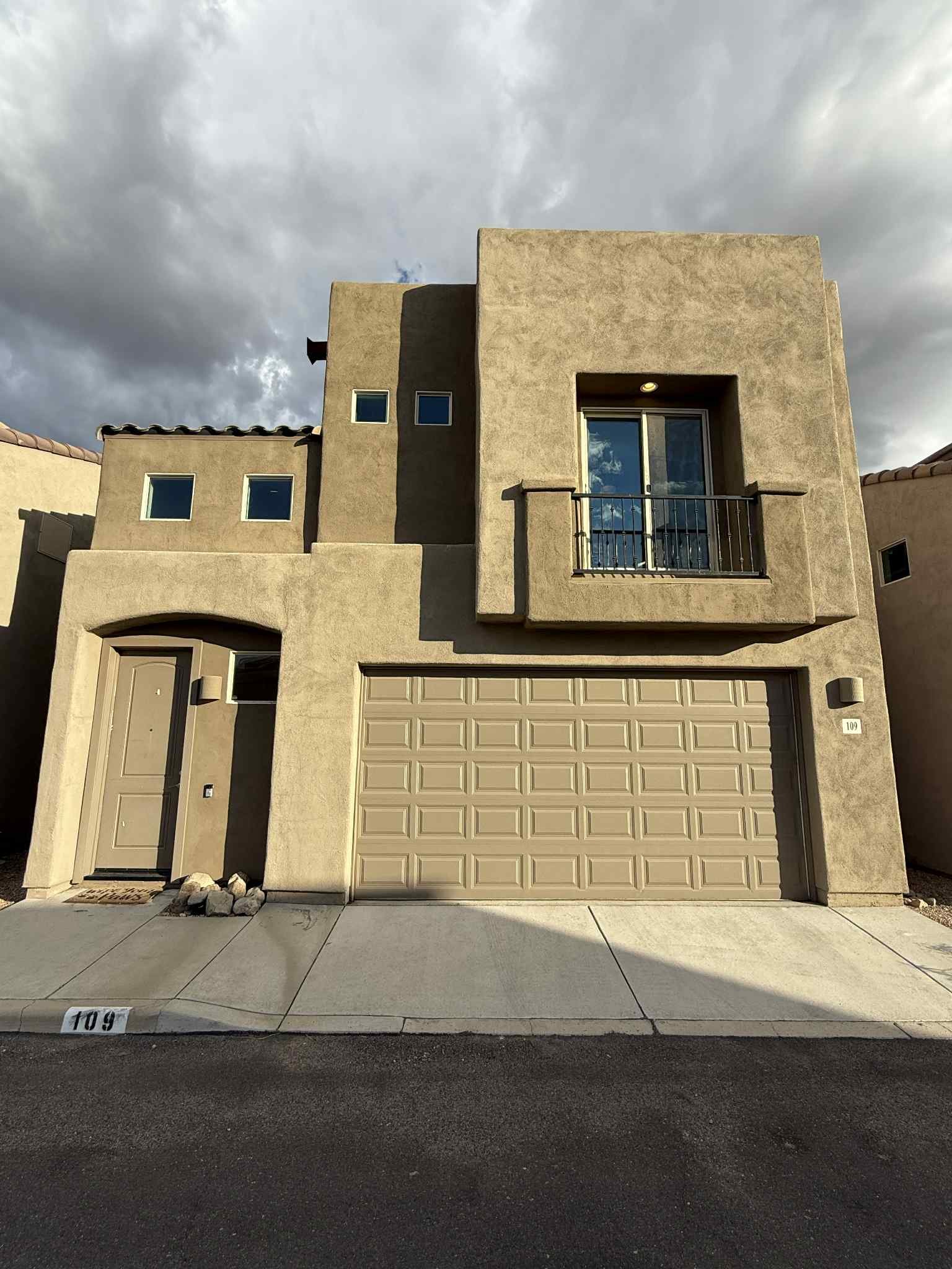 Vail House: 109 South Crown Plaza