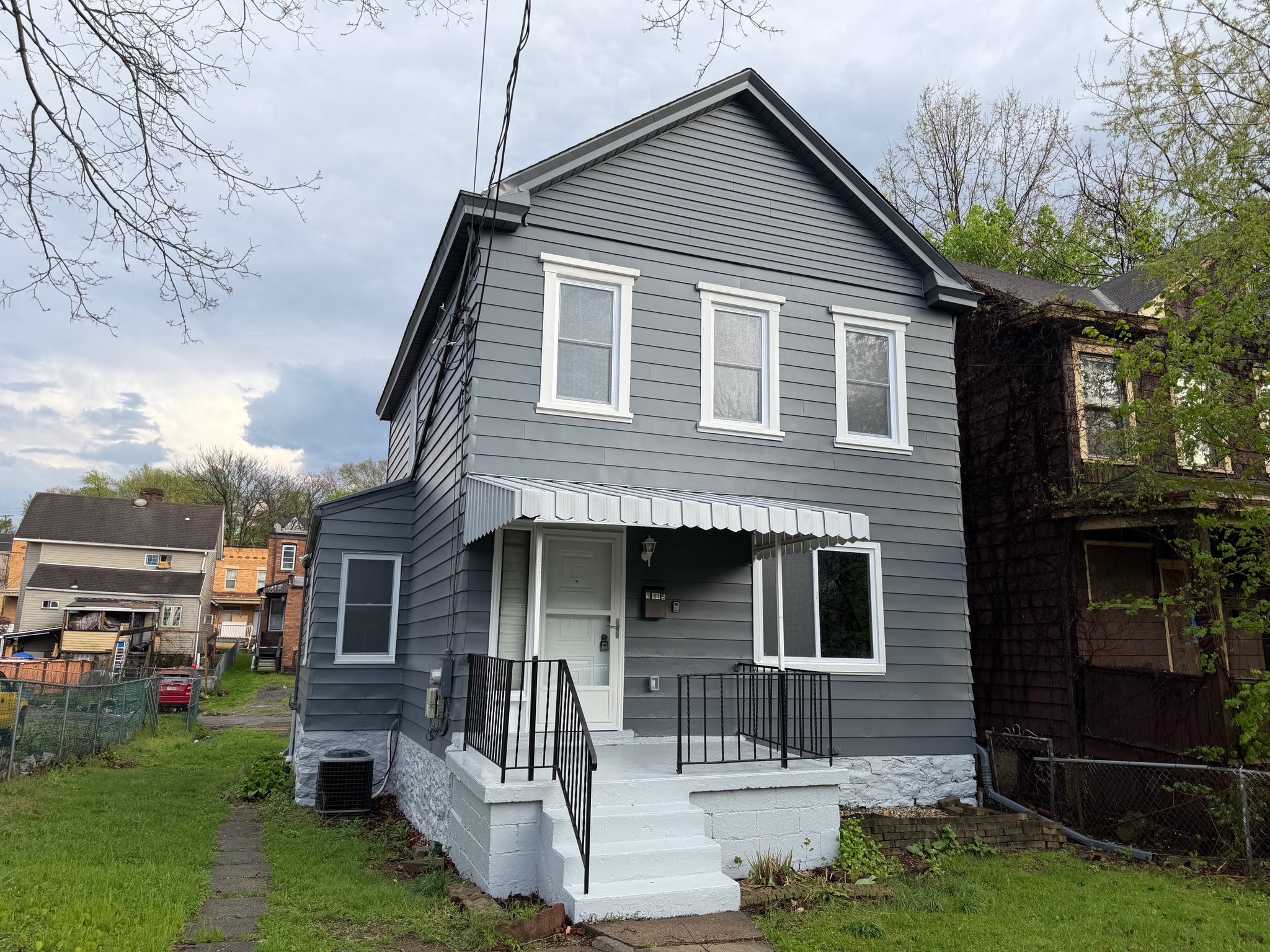 Pittsburgh House: 1115 Fairdale Street