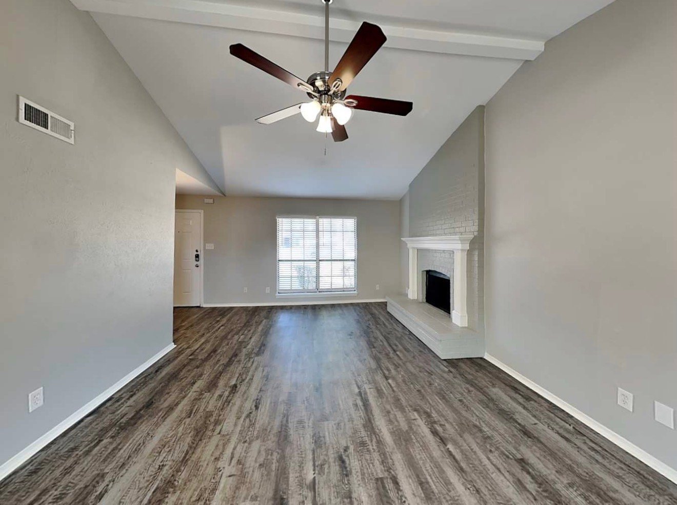 Grand Prairie House: 1714 Lewis Trl