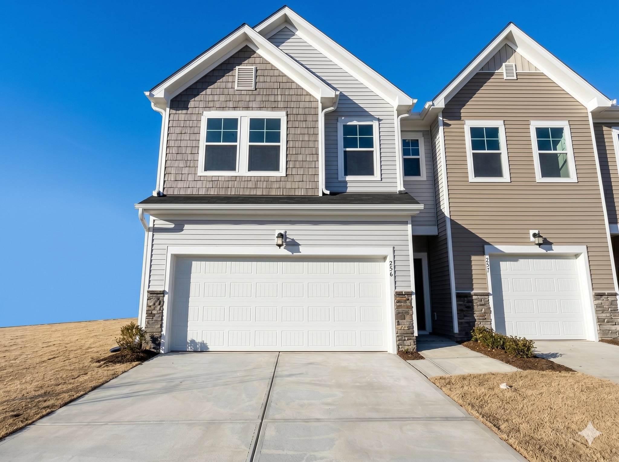 Smithfield Townhome: 296 Thompson Overlook Way