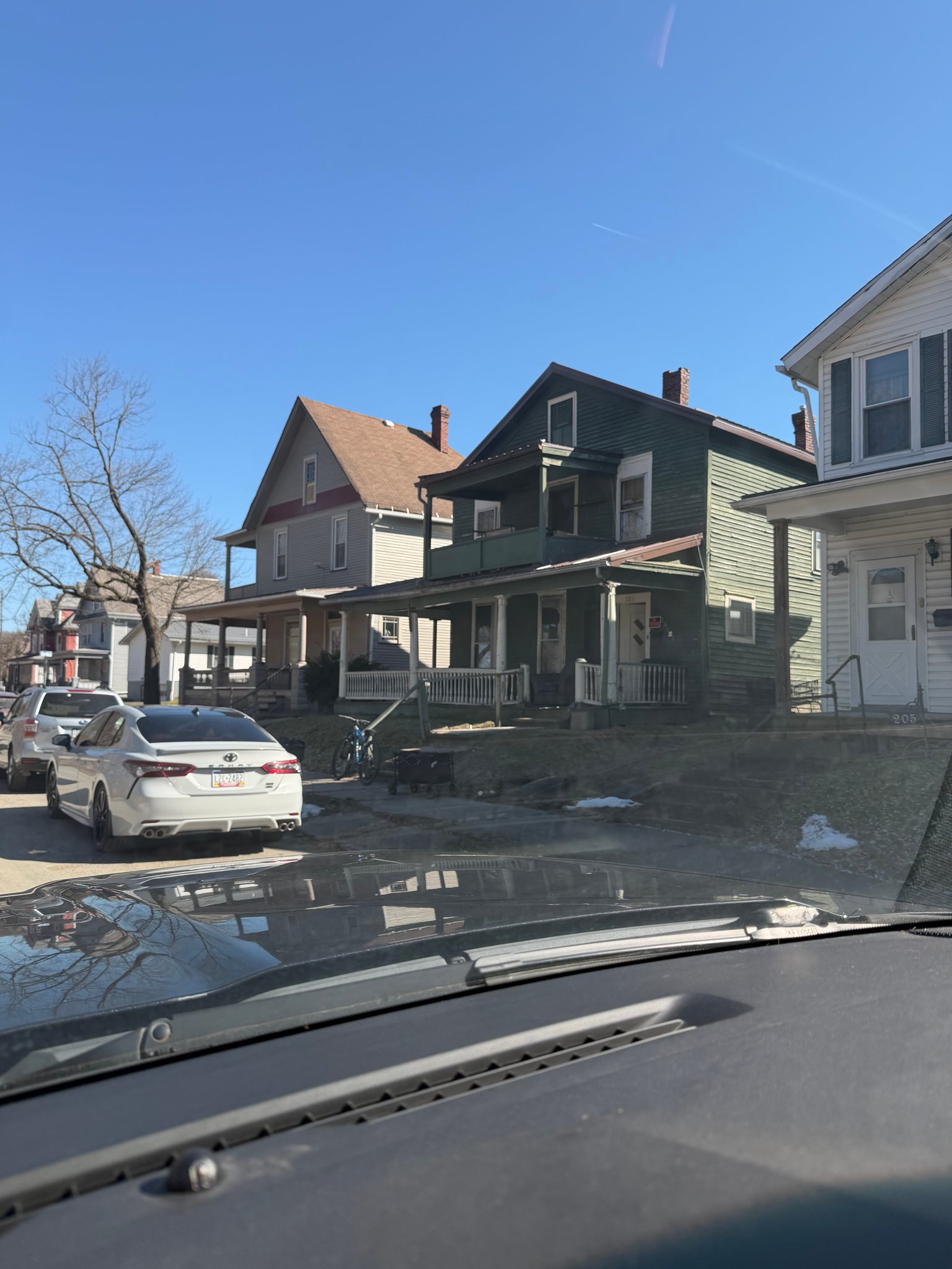 Oil City Apartment: 203 W Front St