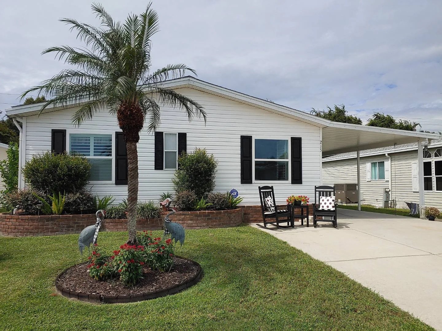 Parrish House: 215 Tiger Lilly Dr