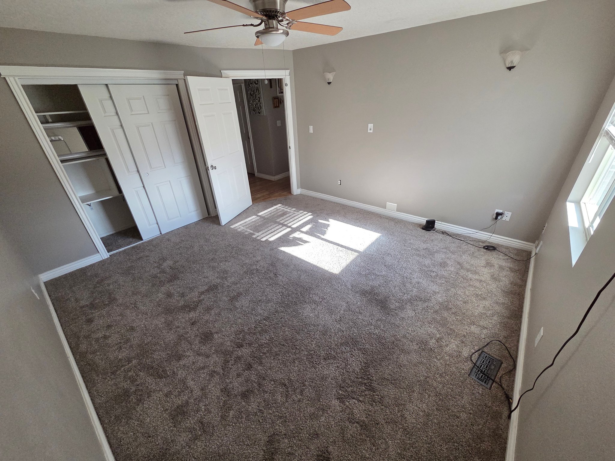 Nampa House: 1609 Middle Creek Ct